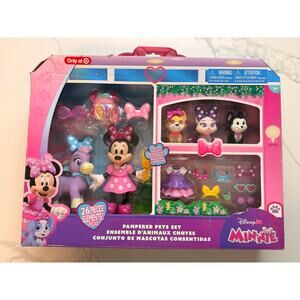 Disney Minnie Mouse Pampered Pets Set 26 Pc Bowtique Dress Up Toy